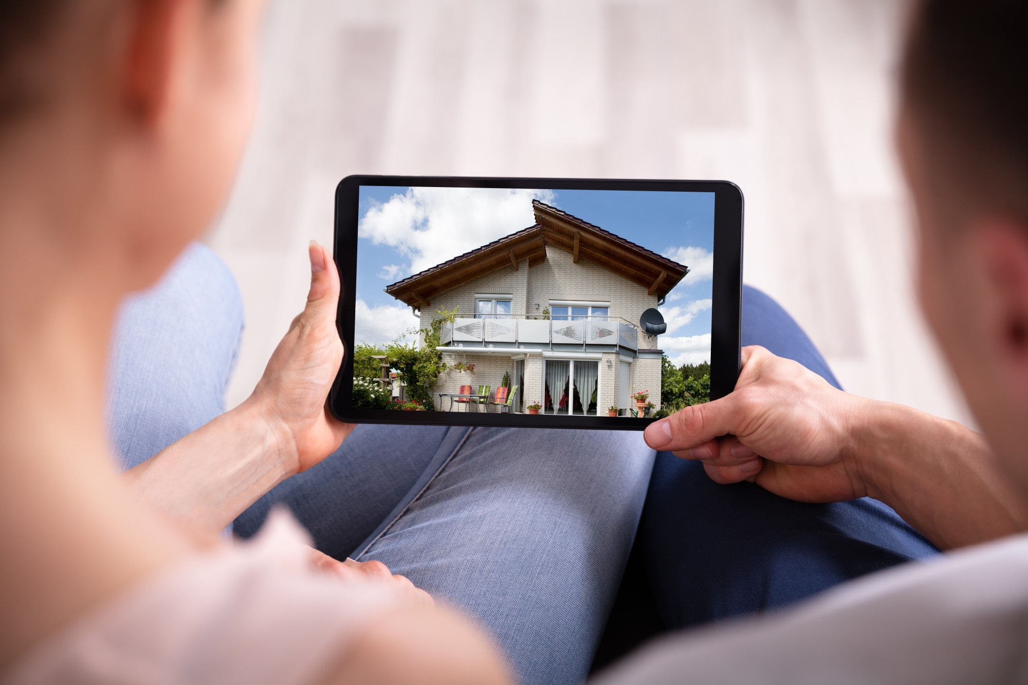 4 Benefits of Creating a Video Tour for Las Vegas Rental Properties